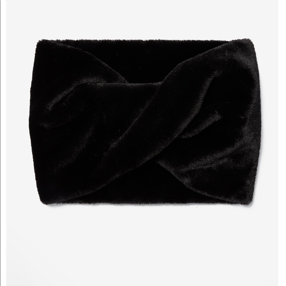 Express Faux Fur Snood/Scarf